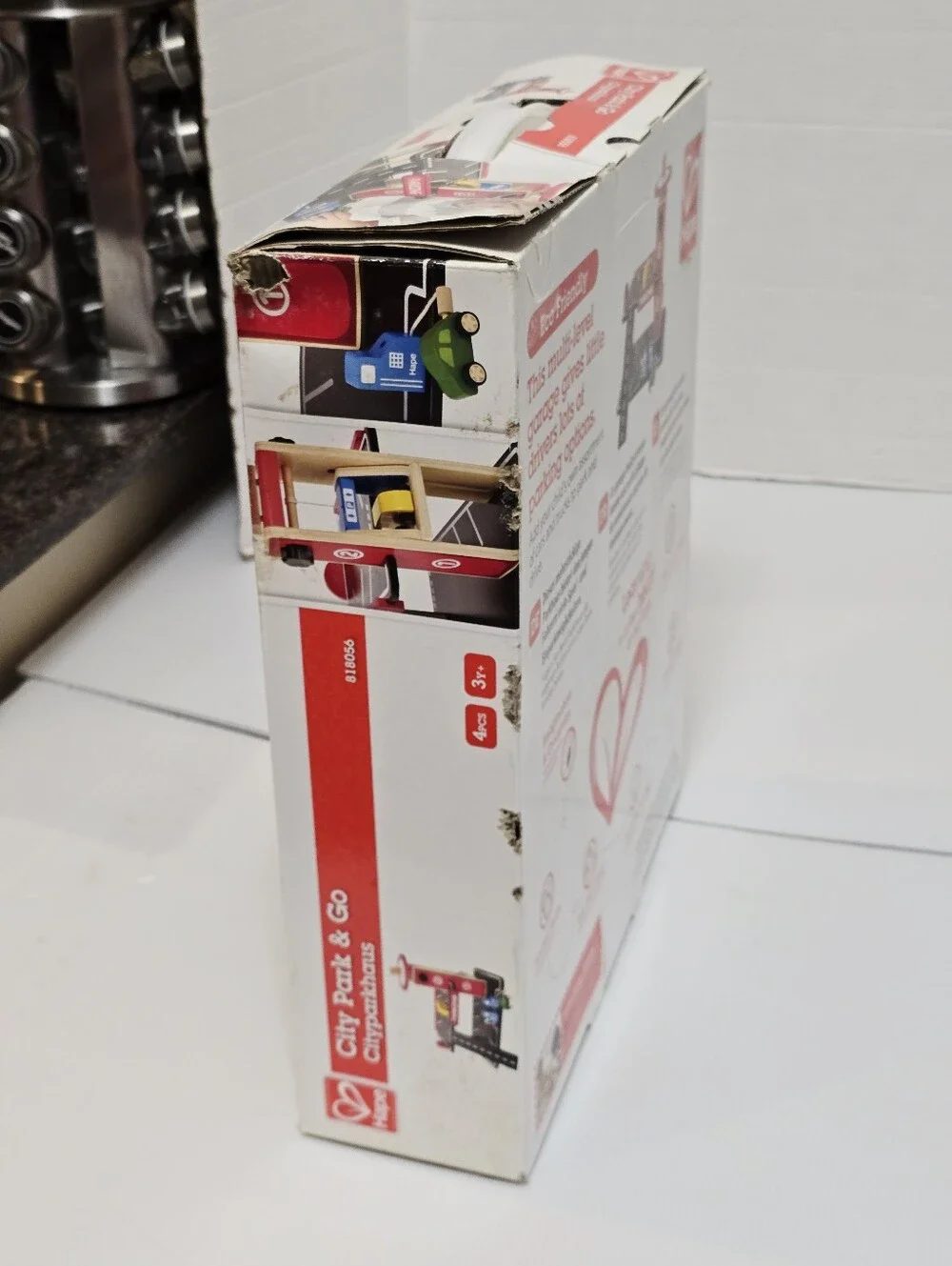 Hape Toys City Park 'N Go Wood Garage with 2 Cars Playset New